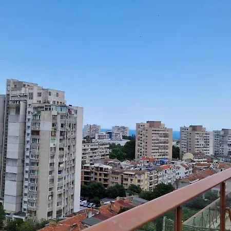 شقة студио тони 2 с панорамна тераса и морска гледка فارنا