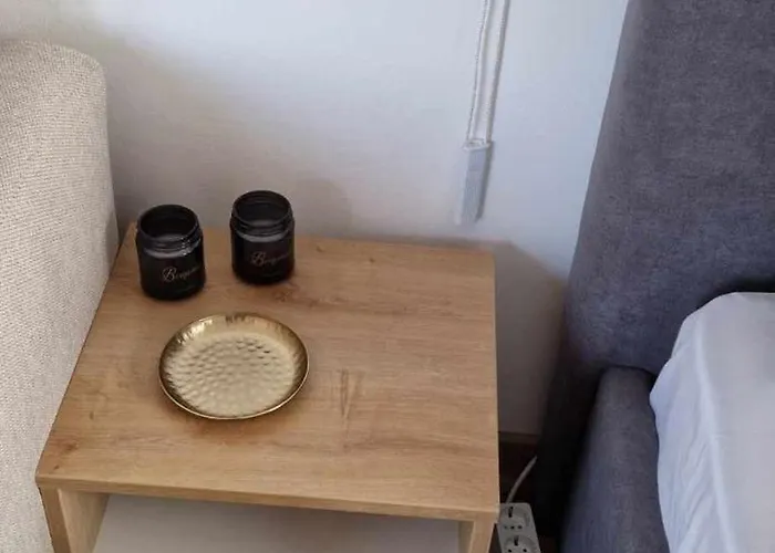 شقة студио тони 2 с панорамна тераса и морска гледка فارنا