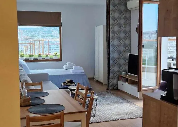 студио тони 2 с панорамна тераса и морска гледка *