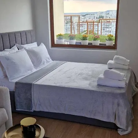 студио тони 2 Apartament