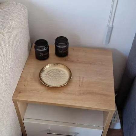 студио тони 2 Warna